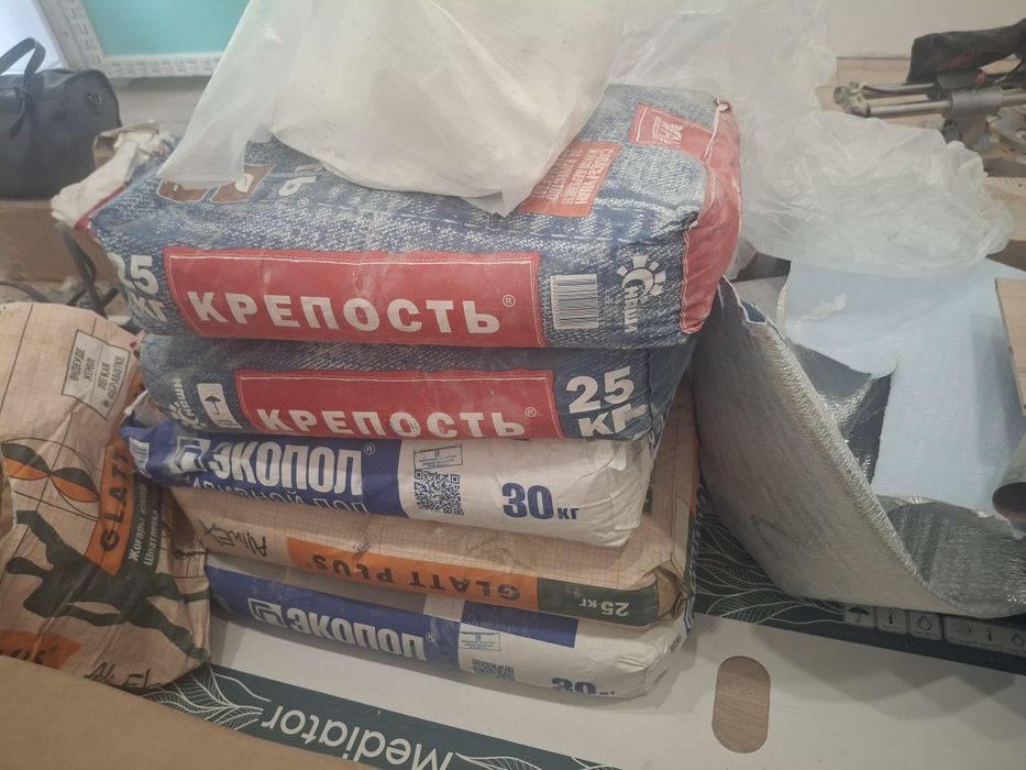 Строй материалы смеси Ротбанд, Экопол, Крепость, Глатт