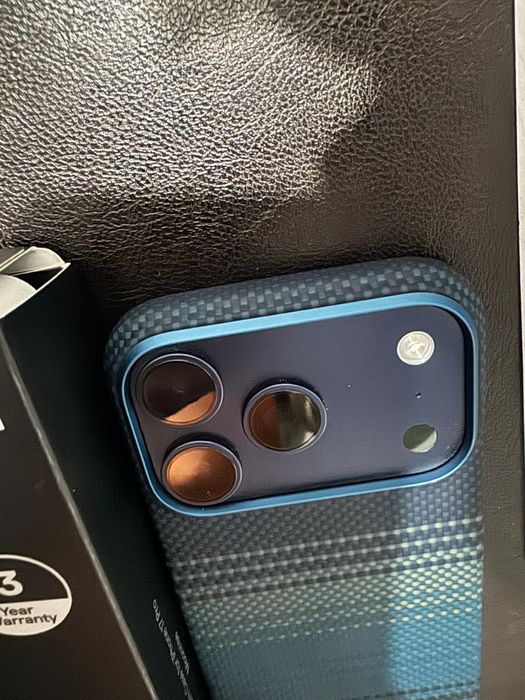 Husa originala ultraslim Pitaka iPhone 17 Pro