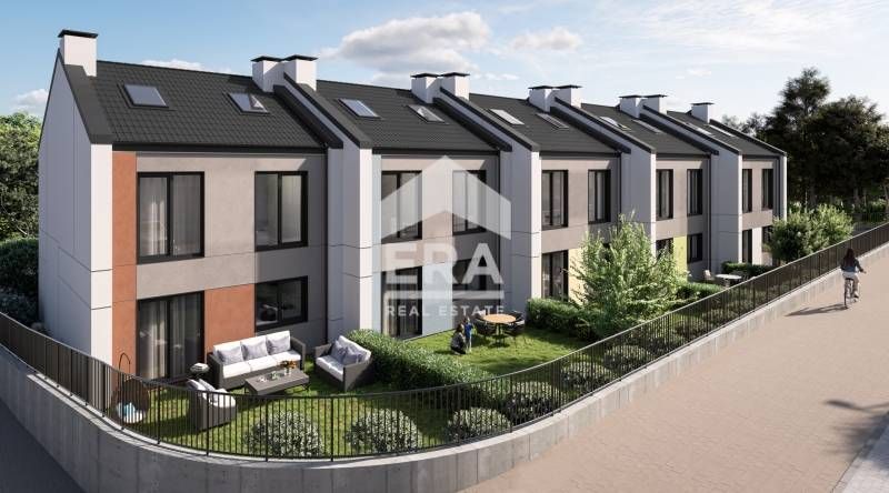 Парцел за жилищно строителство в регулация с проект и строително разре