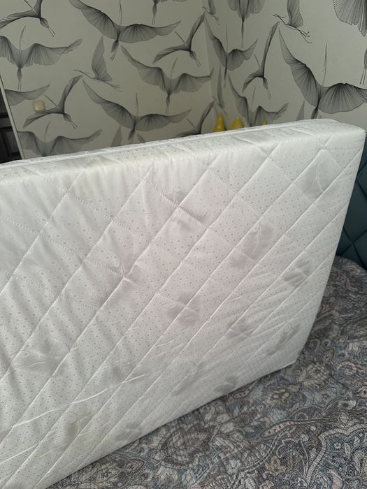 Продается детсктй матрас