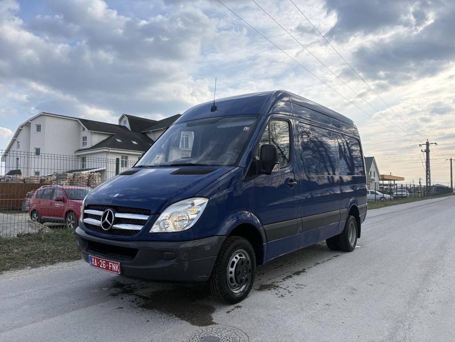De vanzare Mercedes Sprinter 519 2011  3.0 190 cai V6 Euro5 AC