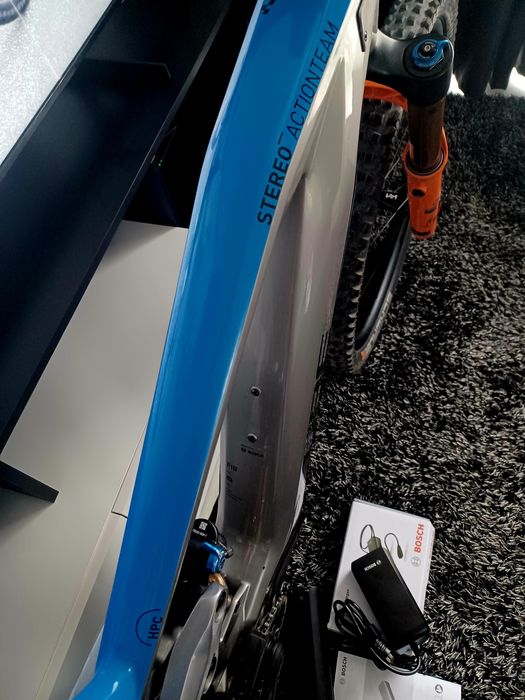 Cube Action Stereo Team 160 Carbon//Doua baterii Bosch 625 /t Full Kas