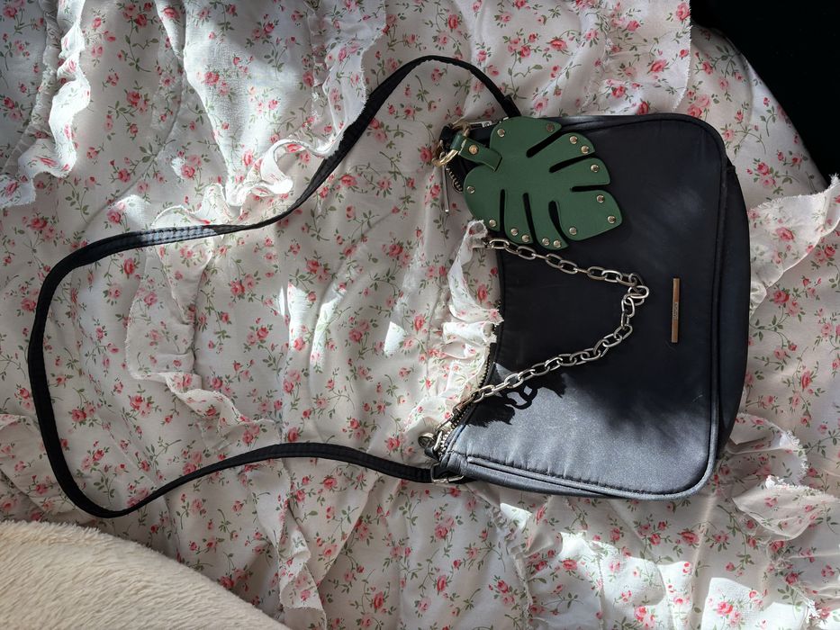 Дамска чанта