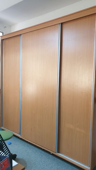 шкаф для спальной  или офис