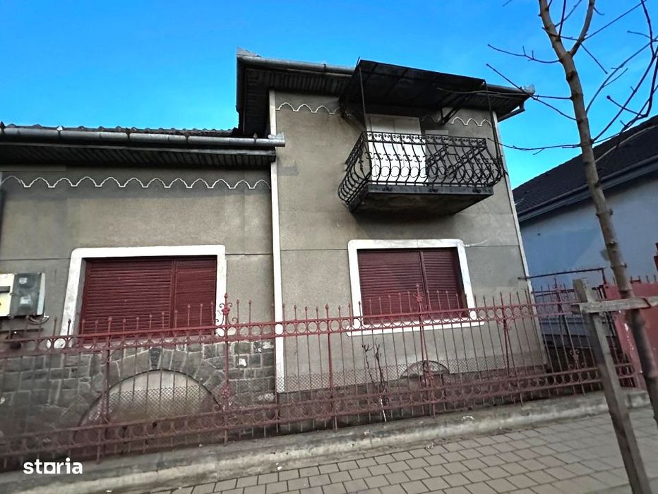 Vanzare Casa P+M Ampoi 3 Garaj 320 mp Teren Imprejmuita la asfalt Pozi