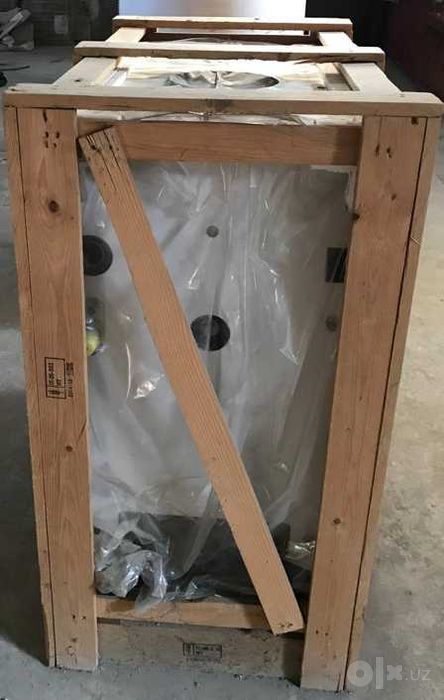 Продаю газовый отопительный напольный котел Ariston Unobloc G 64 RI