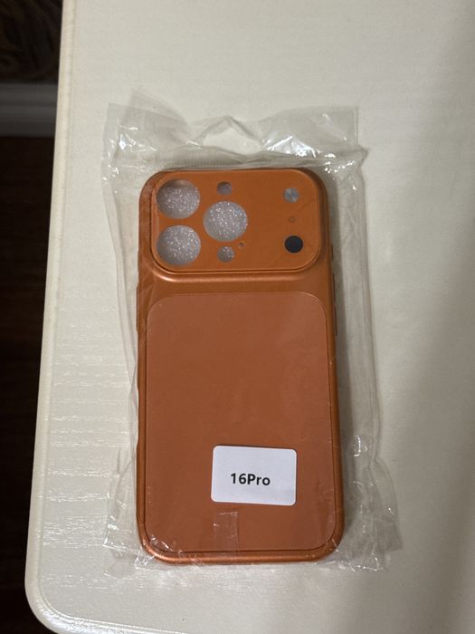 Чехол для Айфон 16 pro. Новый