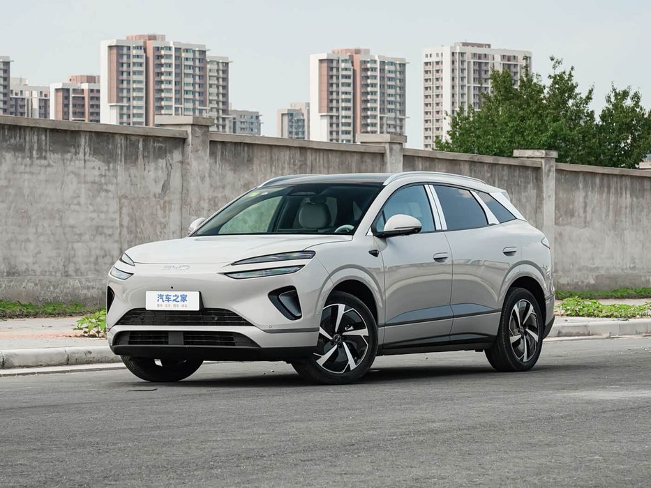 Byd Sealion 06 сотувда тайёр