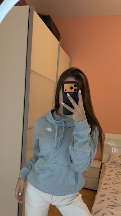 Тениски и суитшър  на nike