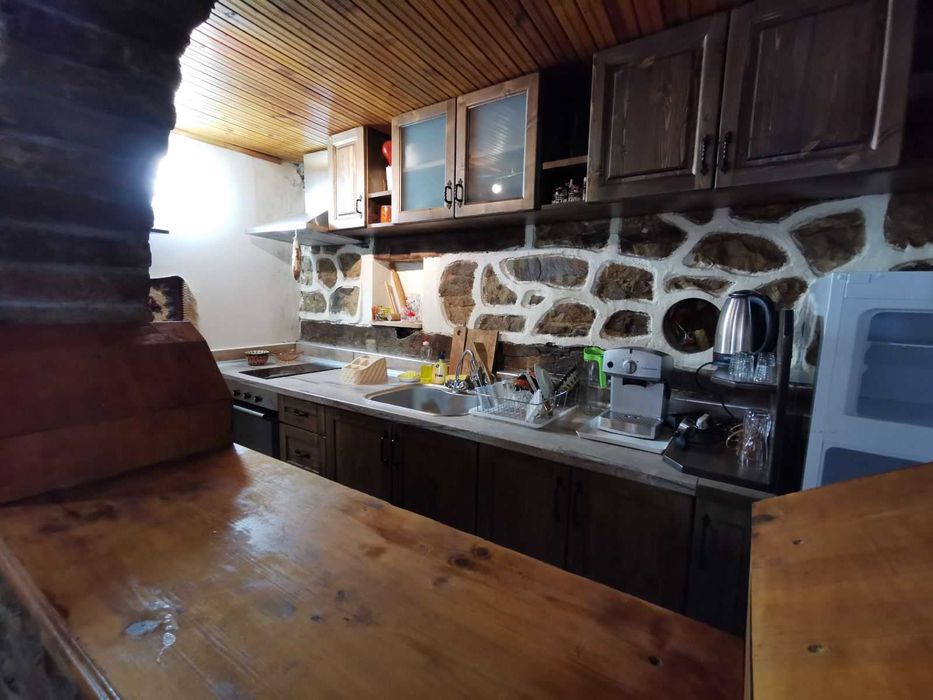 къща за гости Еленски чардак с джакузи, басейн и сауна