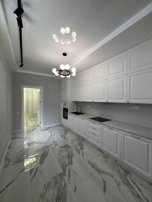 3 комната с красивым видом на город.