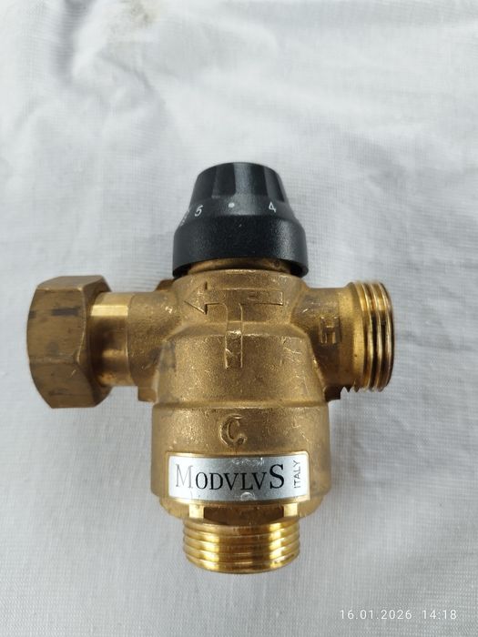 Трипътен смесителен вентил 1’’ от 35°/60°