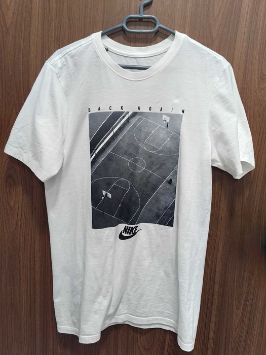 Тениска Nike S-размер