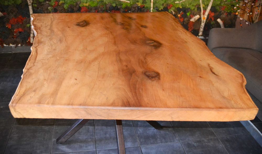 МАСА масив, Явор, със „жив ръб“, цяло парче, стоманена основа