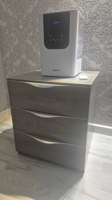 Продам спальный гарнитур