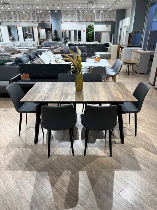 Стол и 6 стула для гостиной