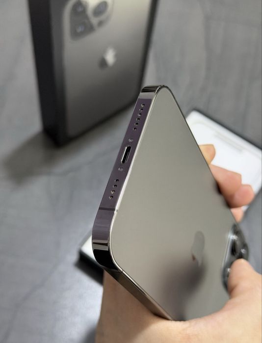 iPhone 13 PRO MAX cu 92 % Bateria