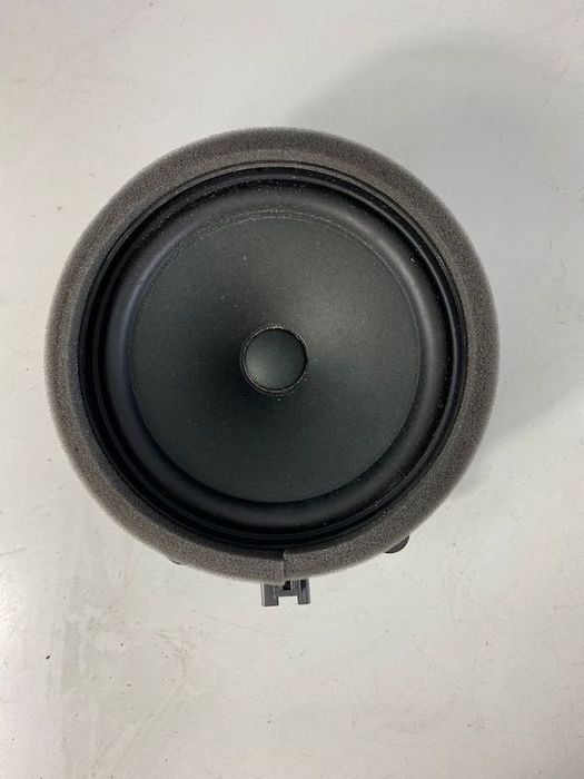 Boxa difuzor audio Volvo XC90 XC60 S60 V60 S90 2018+ 31350425
