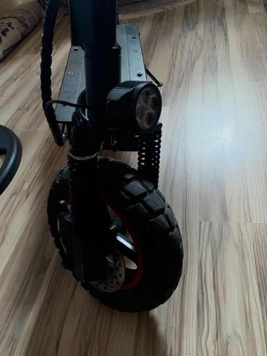 продам Kugoo Max speed или обмен на 11 айфон