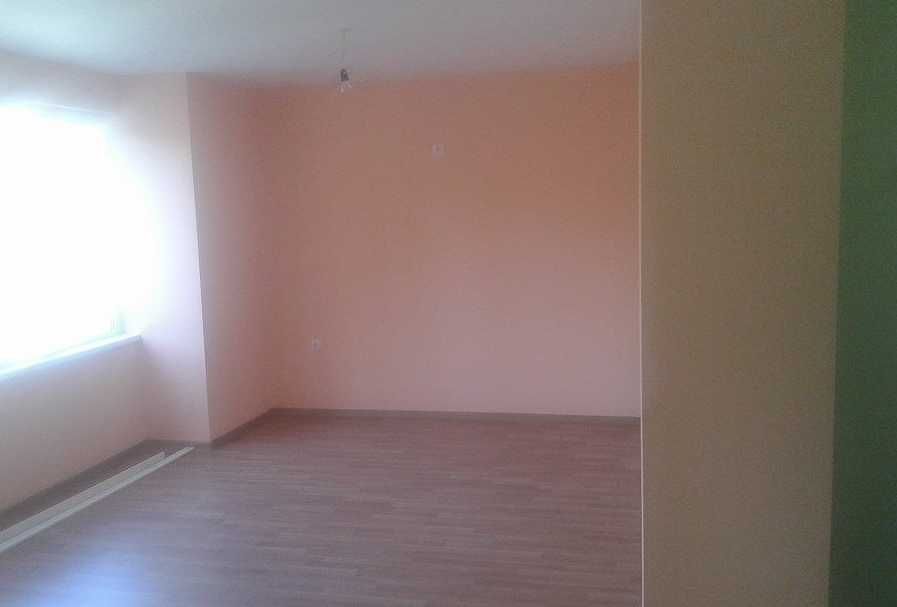 Продава се Тристаен апартамент в Свищов - 80 кв.м за 447 €/кв.м - Снимка #1