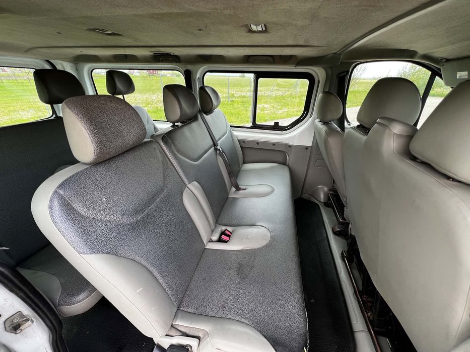Renault Trafic 8+1 Locuri // Modelul Lung An Fabricatie 12/2005 // Motor 1,9DIESEL !! 220.000 Km