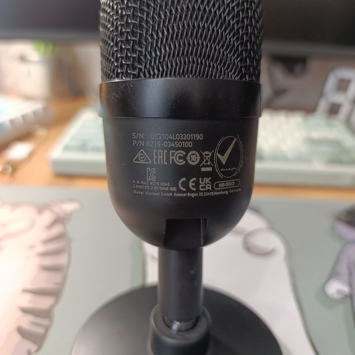 микрофон Razer Seiren Mini