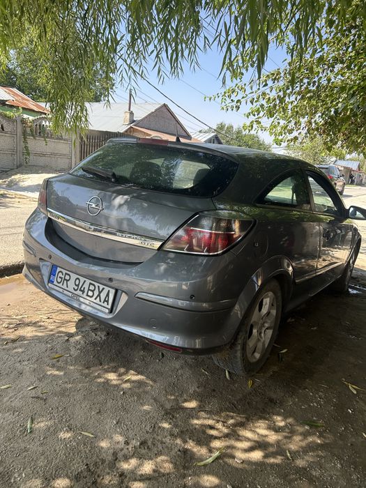 Schimb opel astra gtc