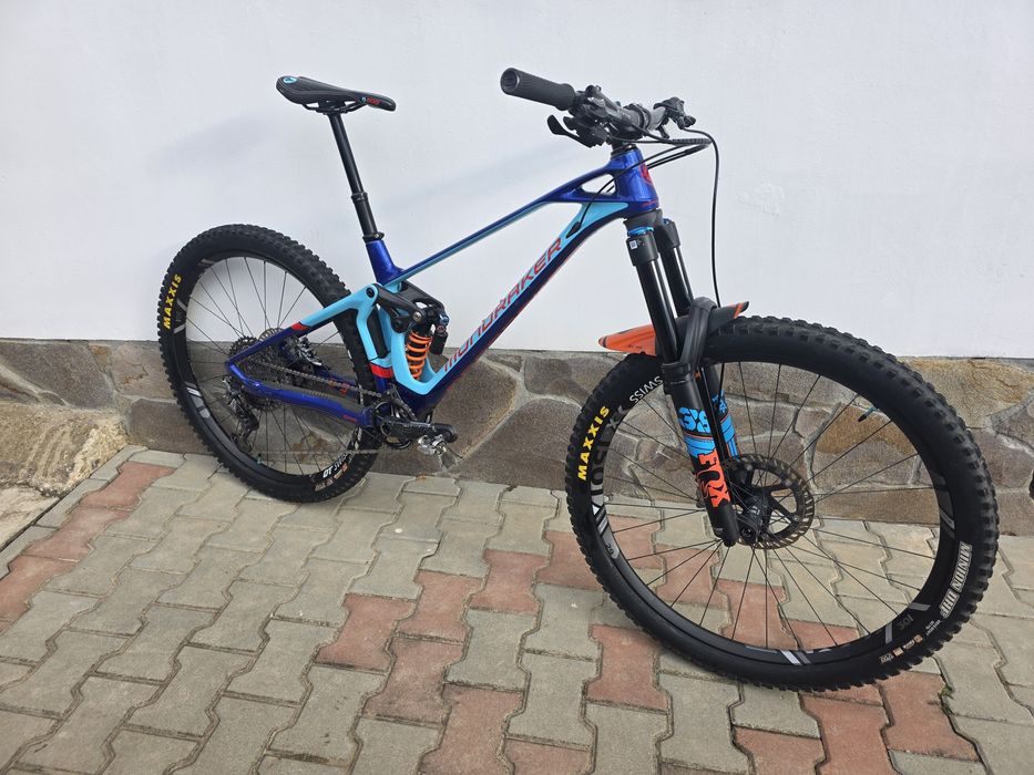 Mondraker Superfoxy Carbon RR, marime M, complet înfoliat