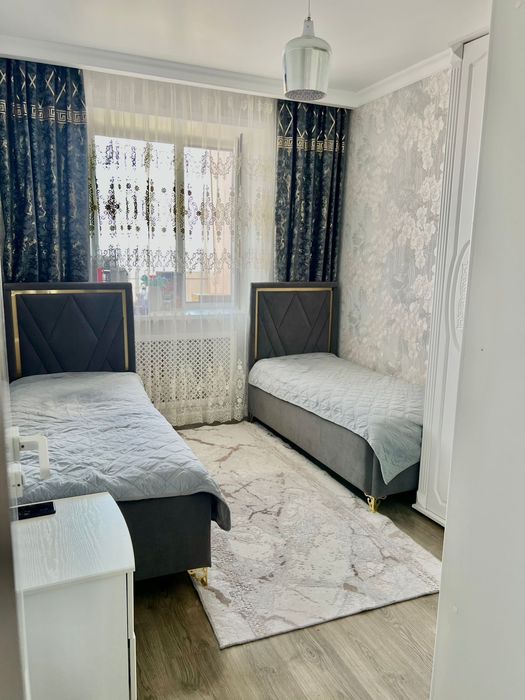 Продам 3 комнатнаю