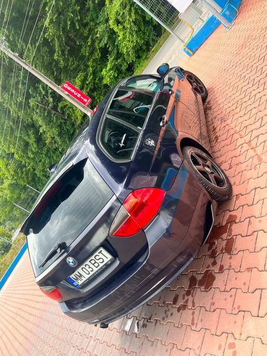 BMW e 90 2.0 benzină 2007 acte valabile geamuri electrice navigație automat dublu clik în pedală