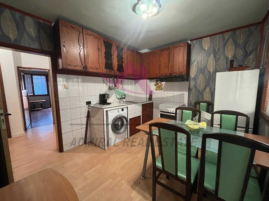 АТРАКТИВНА ЦЕНА! Тристаен- Лятно Кино Тракия