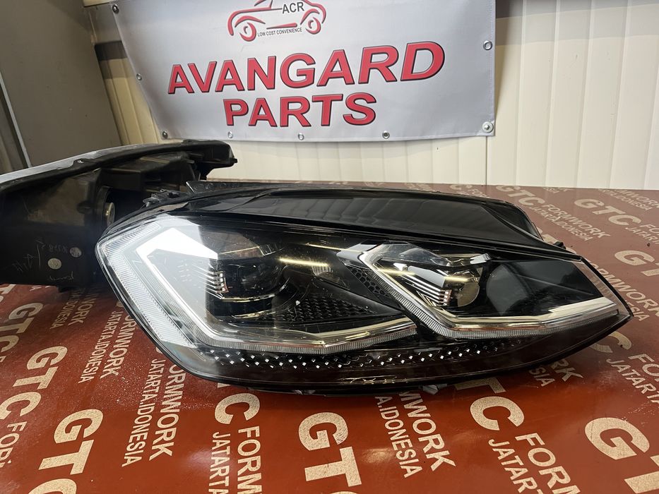 4 броя Фар VW Golf 7 Full LED