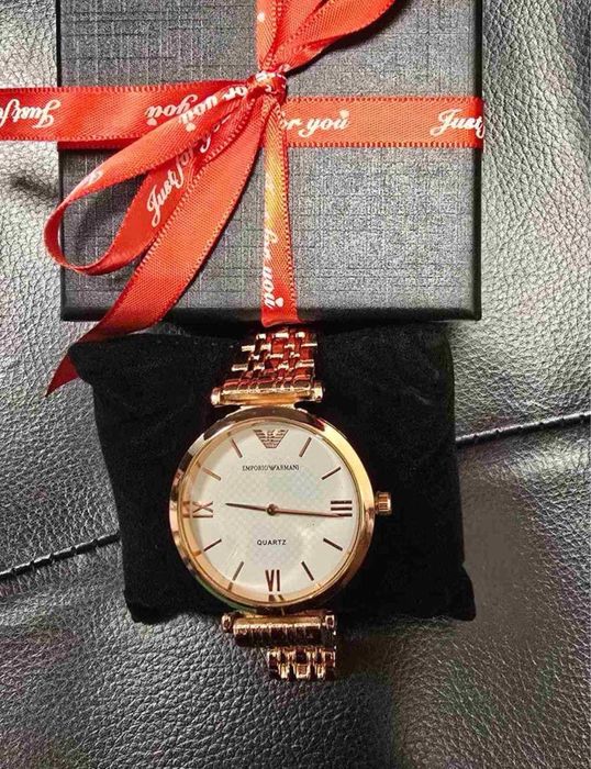 Чисто нови часовници унисекс