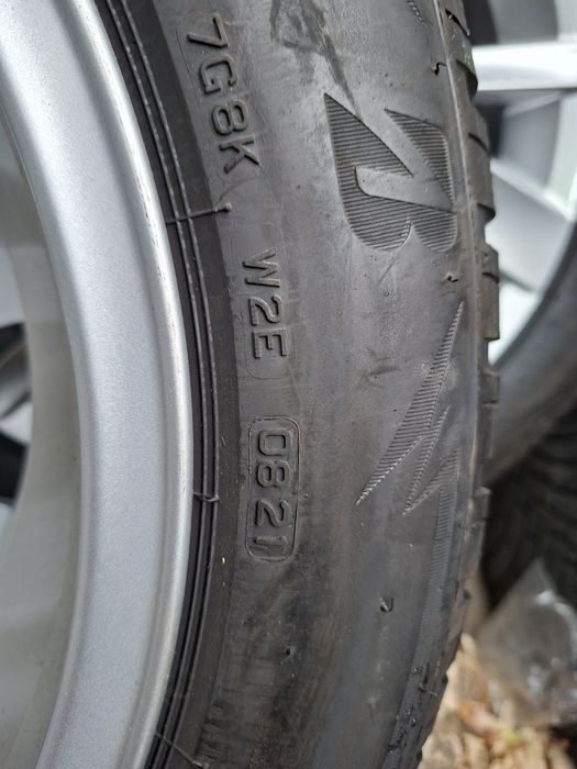 4бр. Чисто Нови 205/55/16 Bridgestone Blizzak LM 005