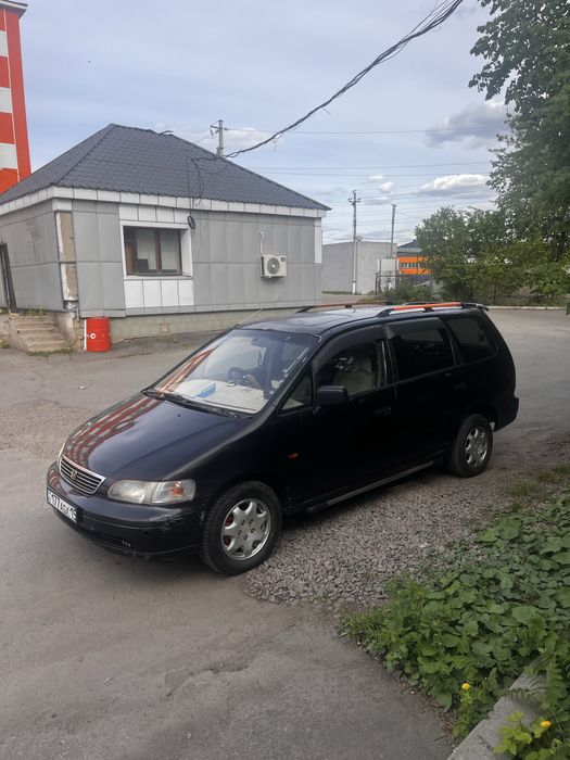 Продам Honda Odyssey RA1