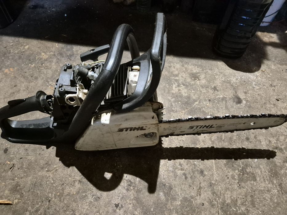 Drujbă STIHL 181C