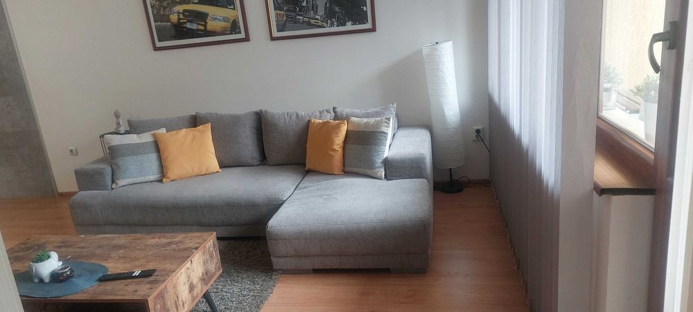 Разтегагелен ъглов диван