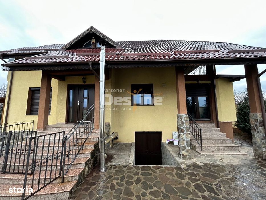 Casa cu piscina Fermelor 840mp teren  285.000€