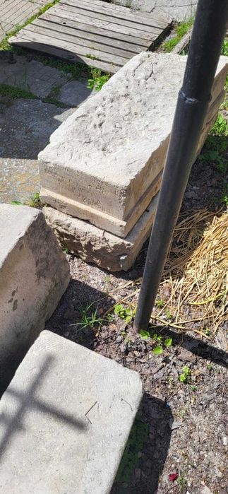 Стъпала от дялан камък