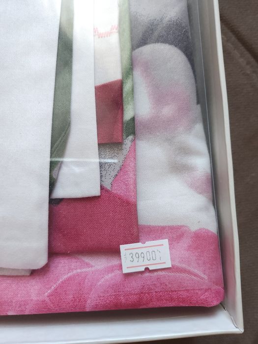 Новый комплект постельного белья