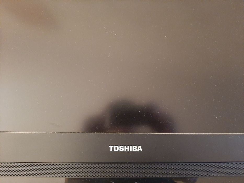 Продам ЖК телевизор "TOSHIBA" на запчасти.