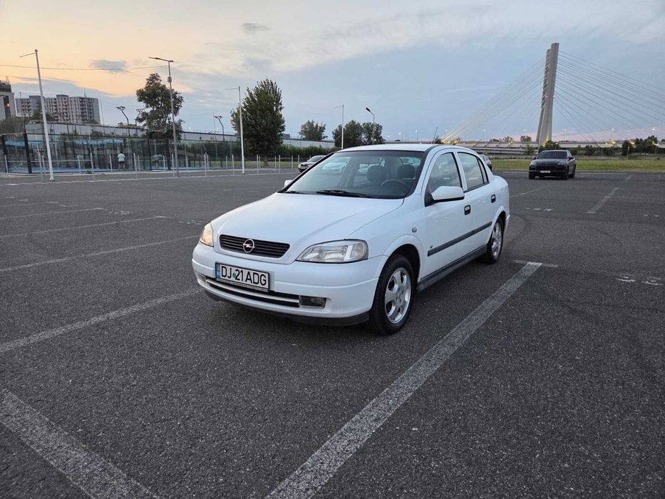 Vand Opel Astra G 1.4 benzina