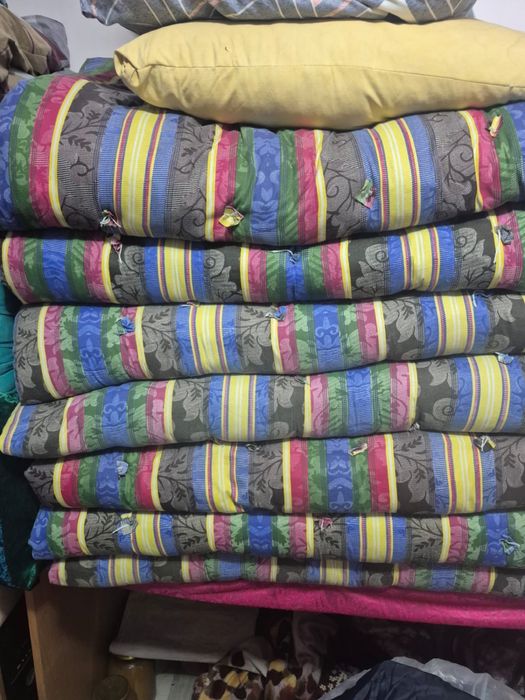 Стол стулчиктеримен сатылады