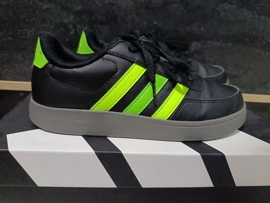 Детски маратонки Adidas 35 1/2