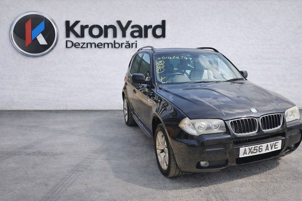 Aripa Dreapta Fata BMW X3 E83 Facelift 2006 - 2010 4 Usi NEGRU (926) CU RUGINA