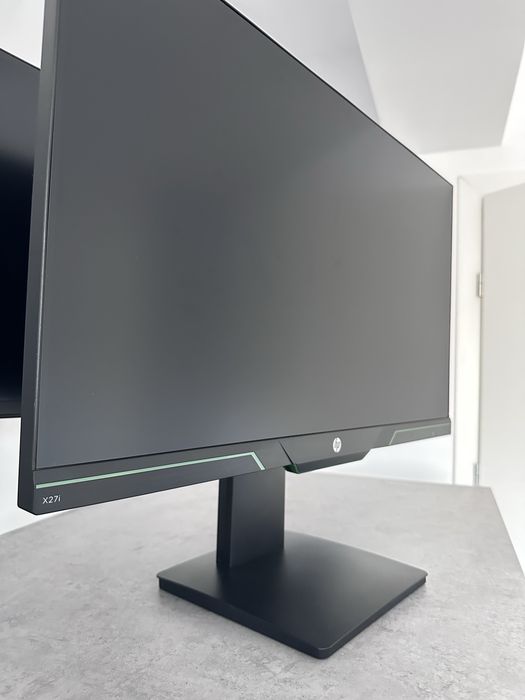 HP X27i gaming monitor