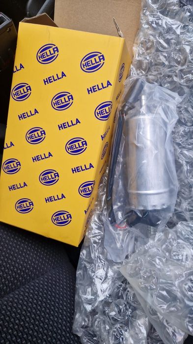 Pompa combustibil HELLA 8TF 358 302-861