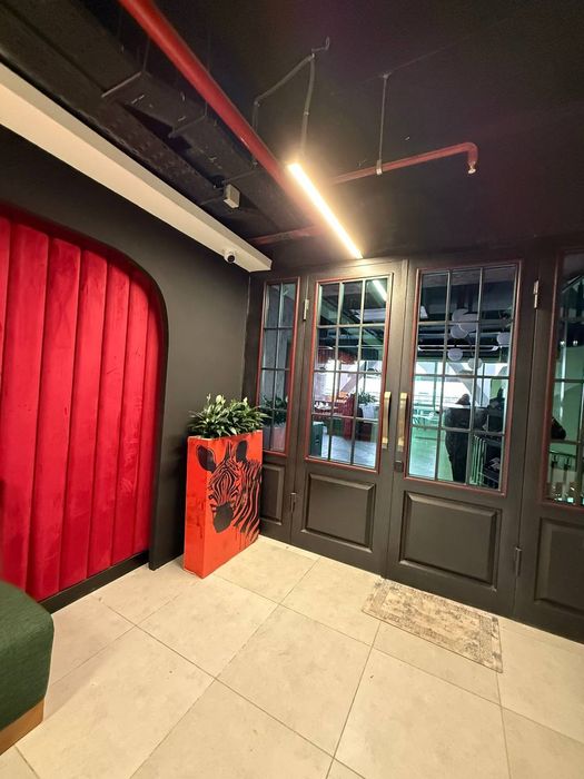 Сдаётся в аренду помещение тип Open-space 155м² есть подземный паркинг