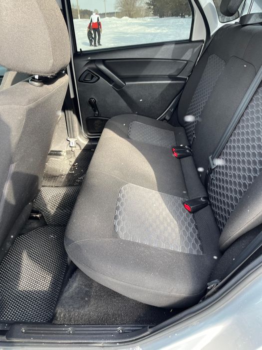 Продам lada granta fl