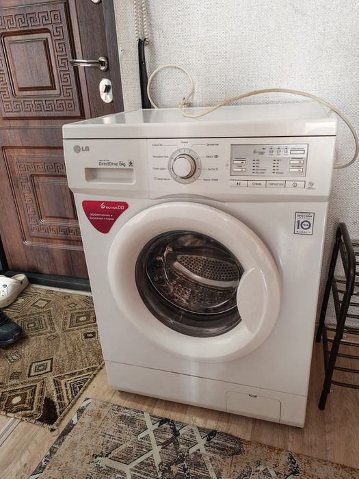 Продам стиральную машину
